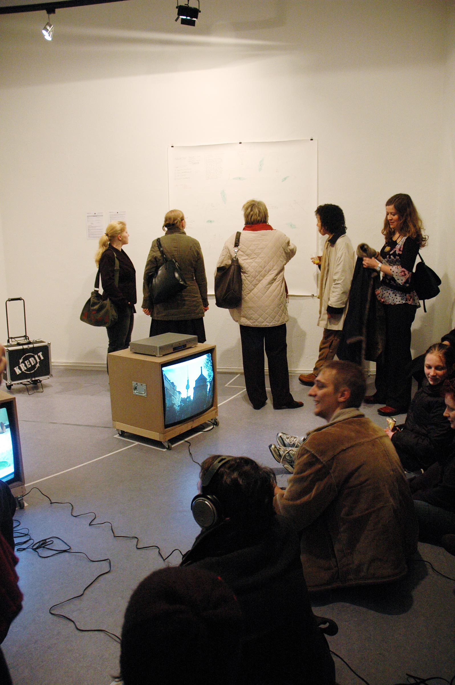 Johannes Burr: KREDIT #1-2 // Ausstellung bei arttransponder, Berlin 2007