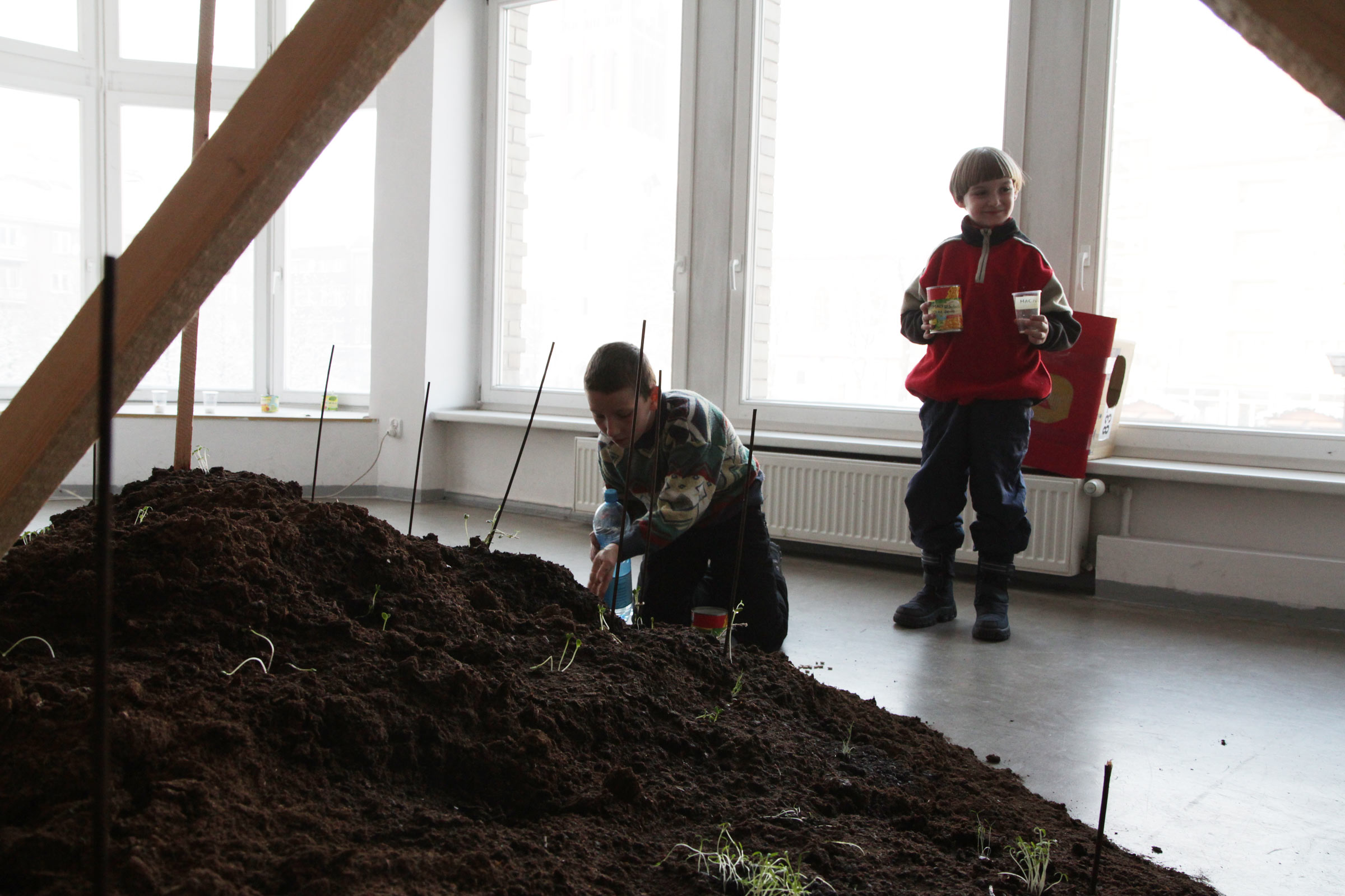 Johannes Burr: KREDYT Nr 6 // Ausstellung im Zentrum für Gegenwartskunst CSW Kronika, Bytom 2010