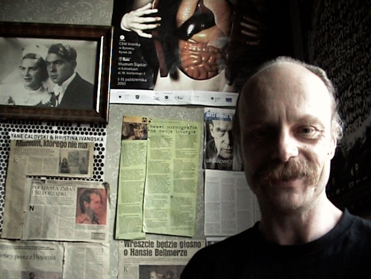 Video-Still aus: KREDIT #6 // Kettenfilm mit Wacław Misiewicz // Bytom 2010