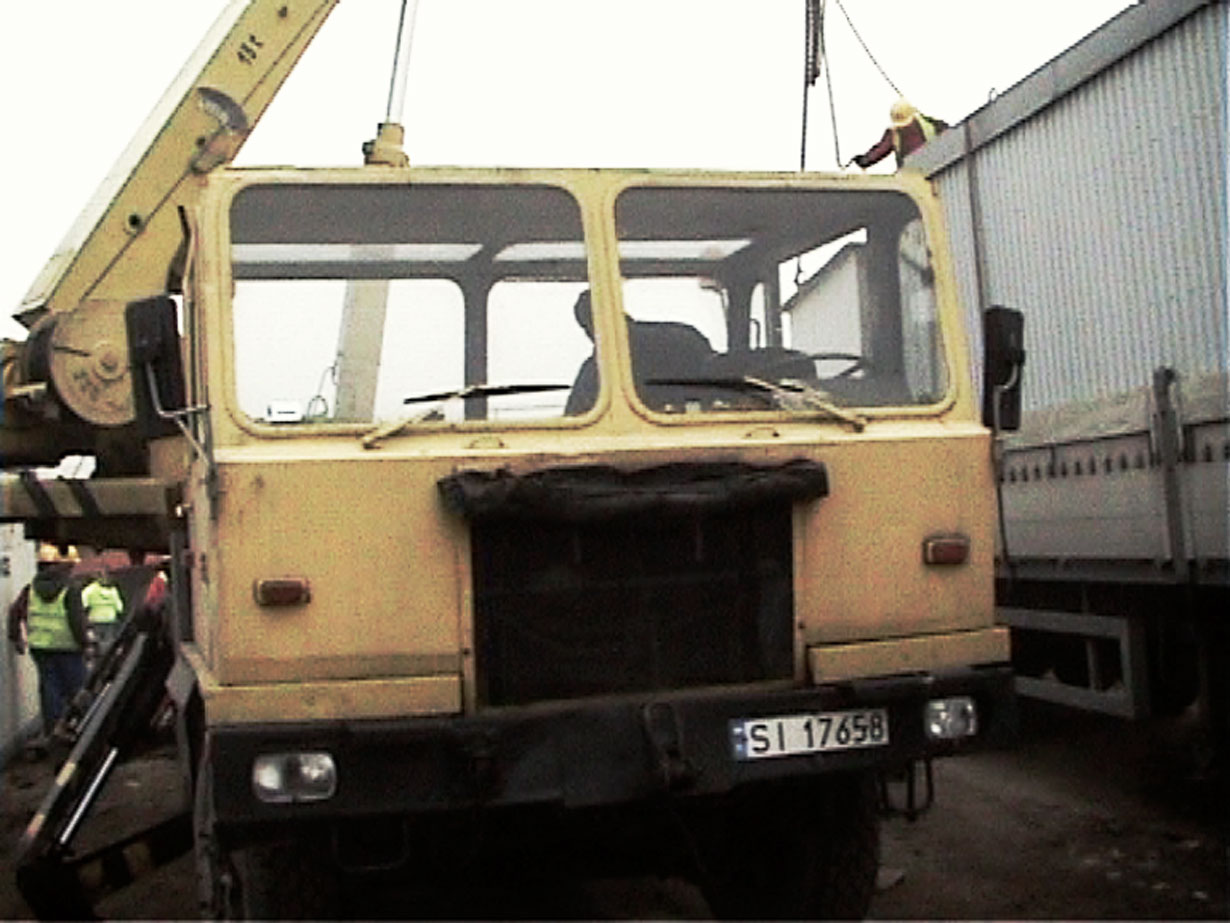 Video-Still aus: KREDIT #6 // Kettenfilm mit Tadeusz Widlarz // Bytom 2010
